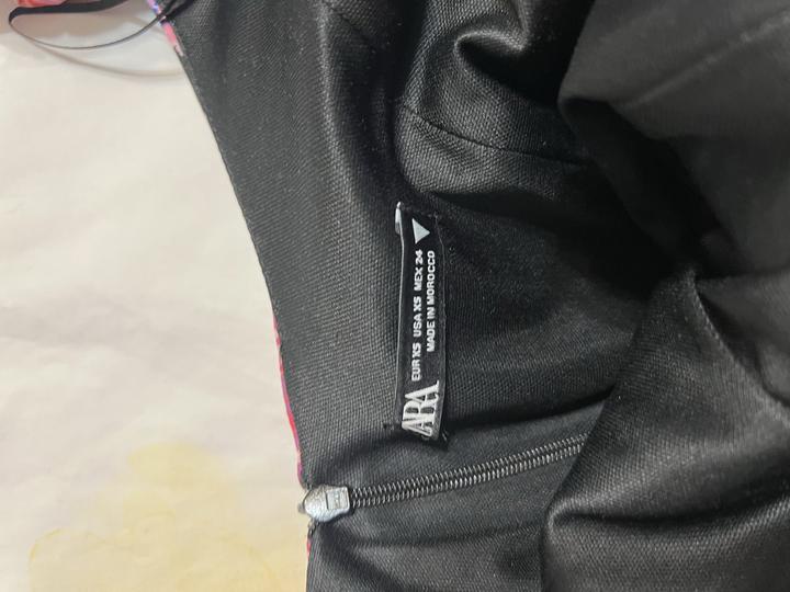 Платье Zara