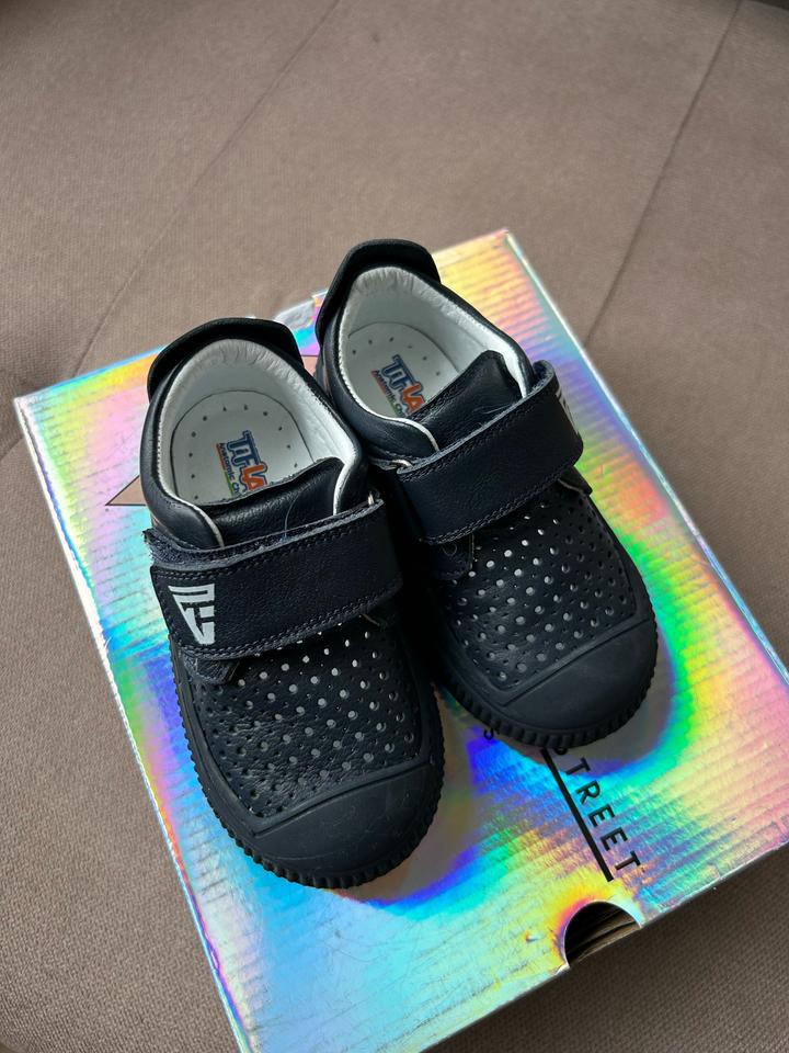 Продам кожаные сандали Tiflani!