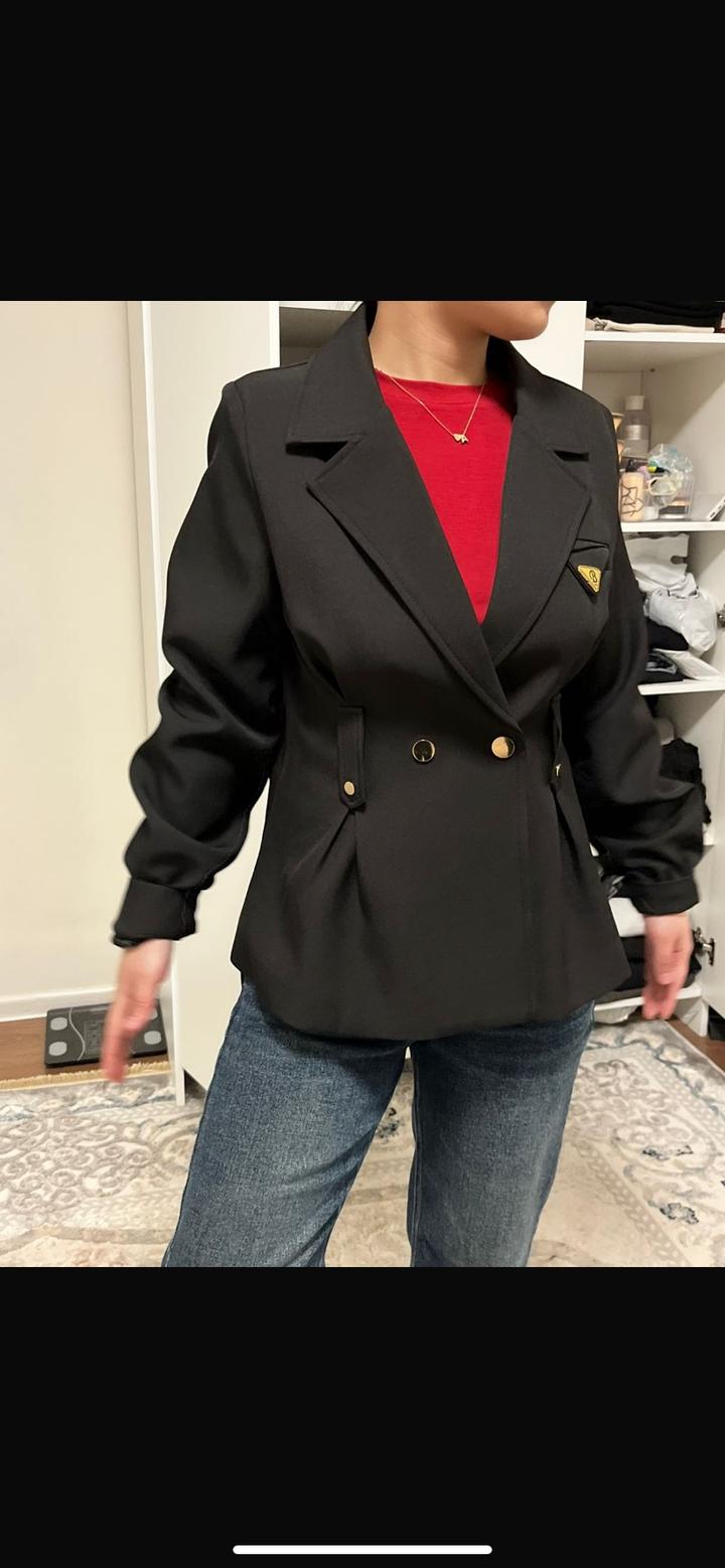 Черный пиджак