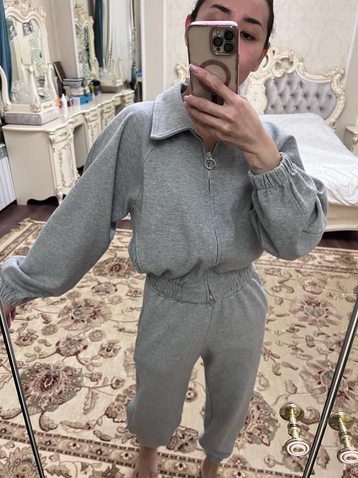 Двойка серая