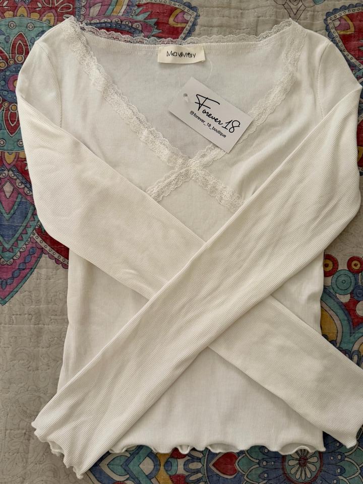 Белая кружевная кофта