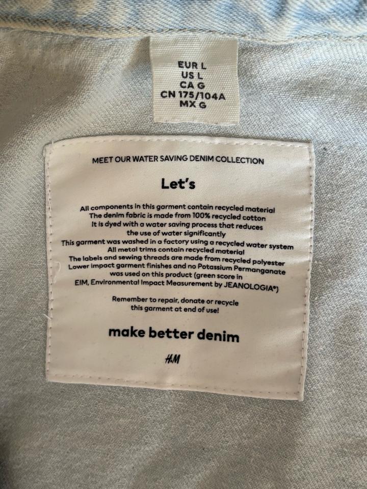 Нежно голубая джинсовка H&M