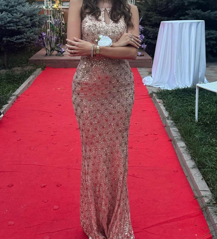 Вечернее платье новое