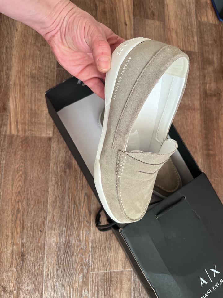 A|X Armani Exchange новые 39-40 ( 25см )