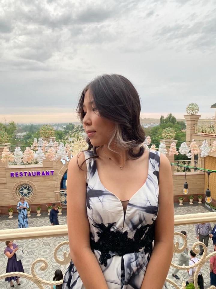 платье на выпускной