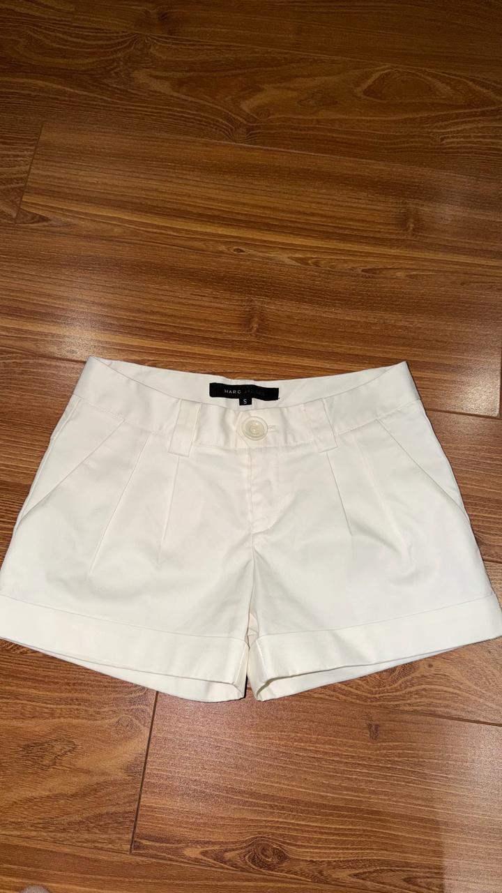 белые короткие шорты Marc Jacobs