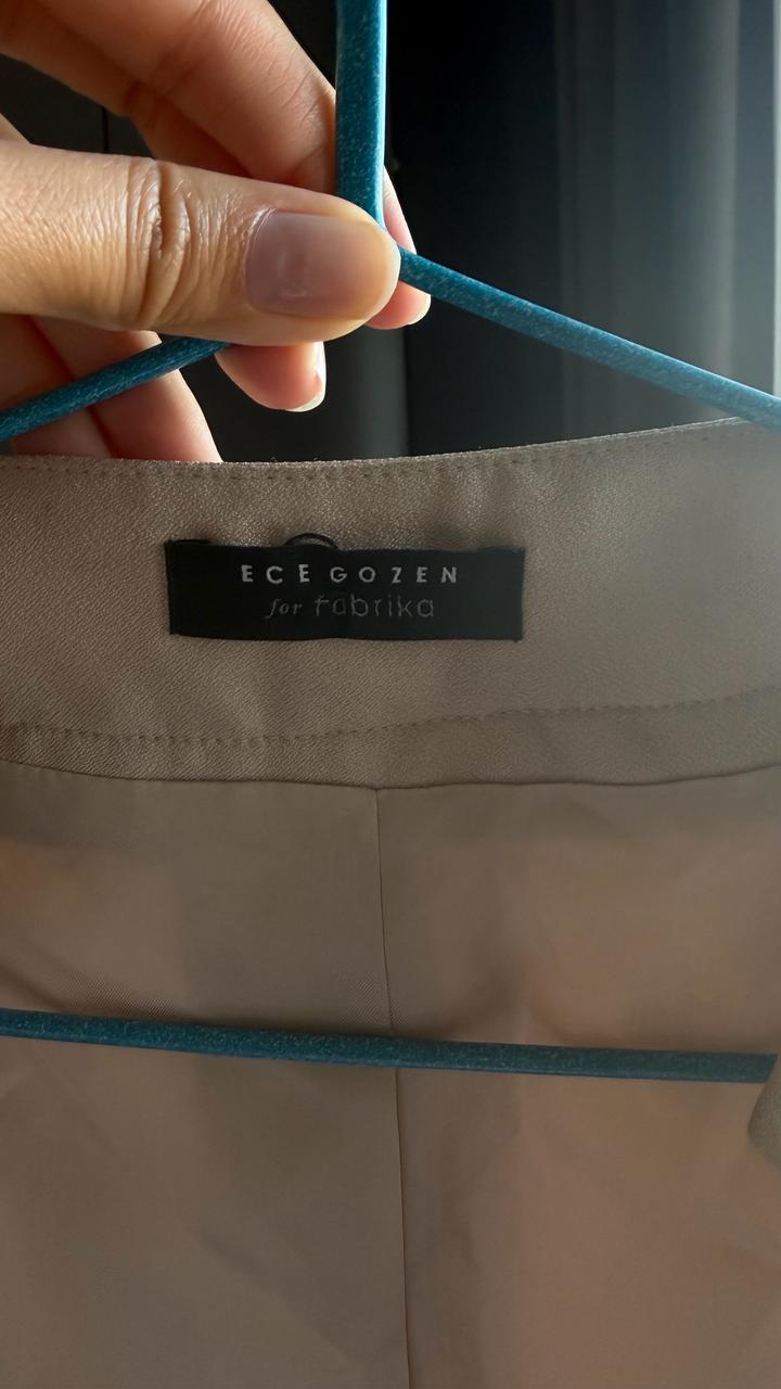 Пиджак безрукавка от бренда Ece Gozen