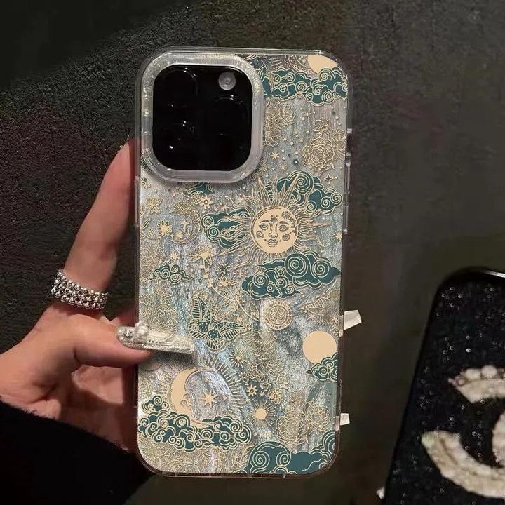 Чехлы на iPhone