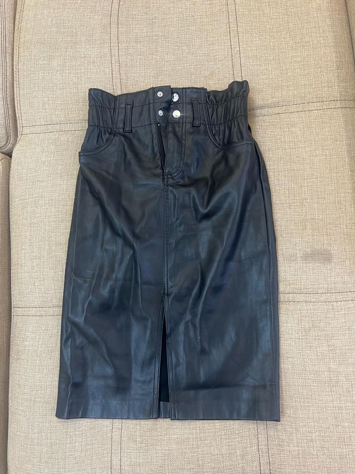 Кожаная юбка