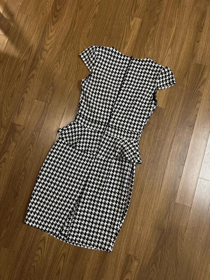 Элегантное мини платье