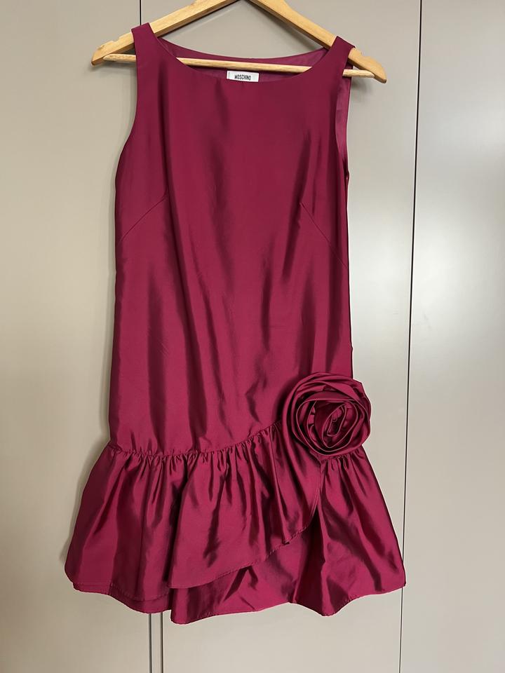 Платье Moschino