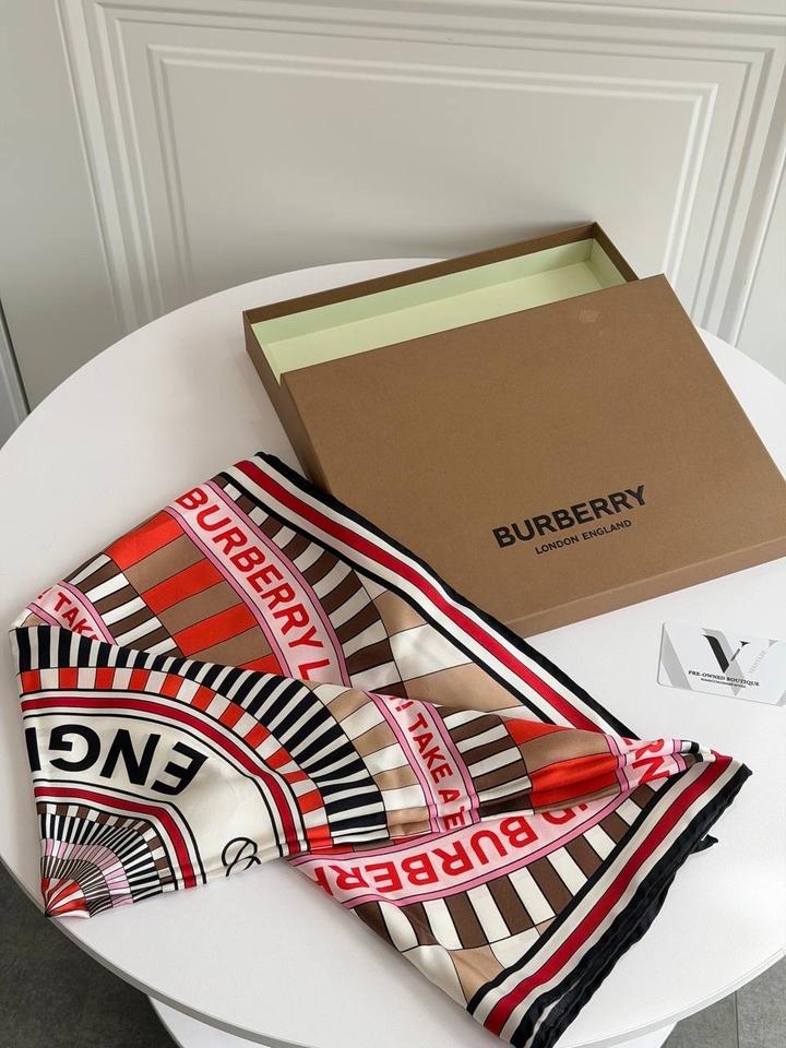 Платок Burberry
