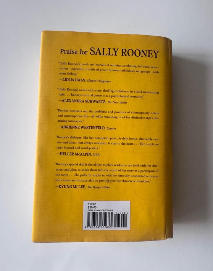 Книга на английском INTERMEZZO