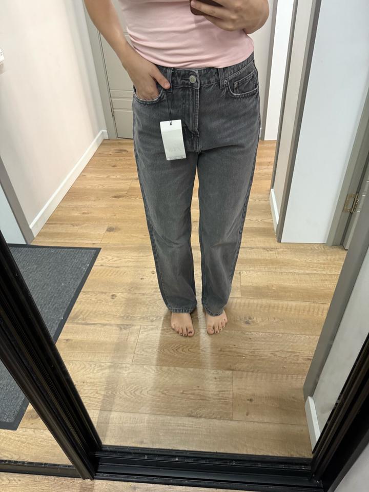 Джинсы новые Zara