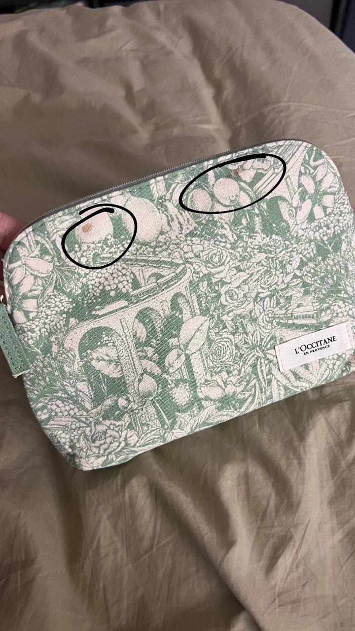 Набор с косметичкой Loccitane