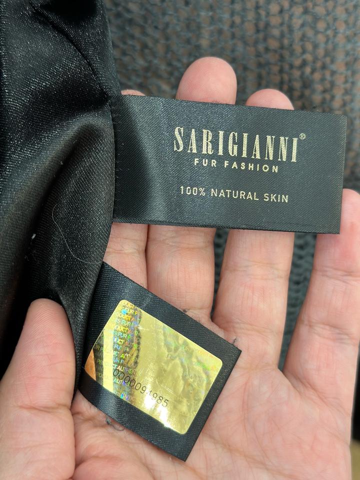 Продам норковую шубу blackglama