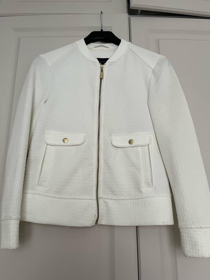 Бомбер жакет