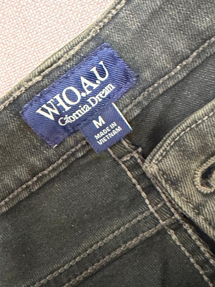 WHOAU
