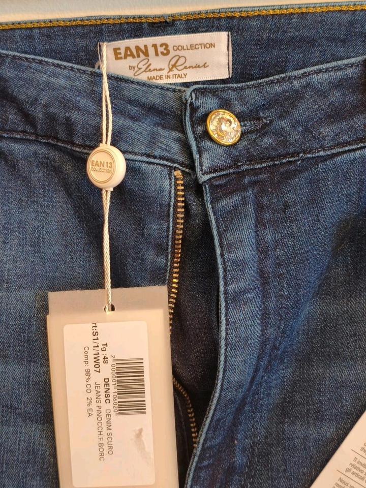 Джинсовые капри итальянского бренда EAN 13
