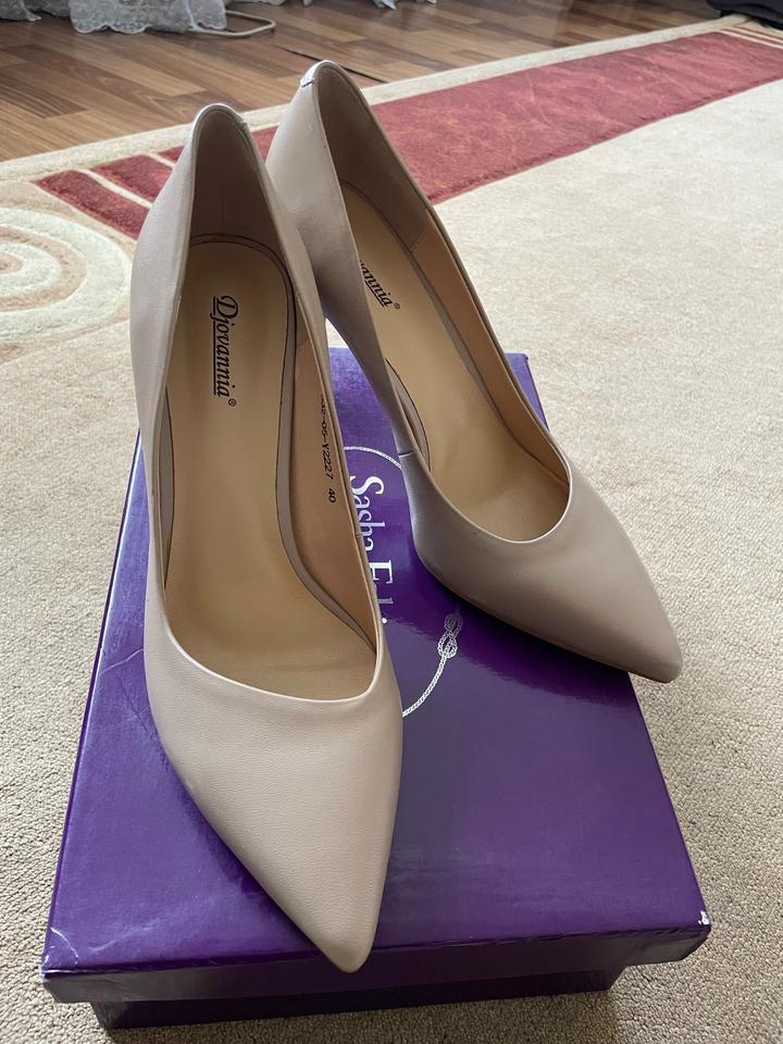 Djovanniya Туфли новые из натуральной кожи