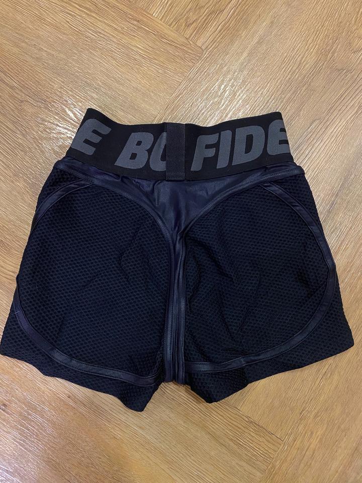 Черный спортивный комплект Bona Fide