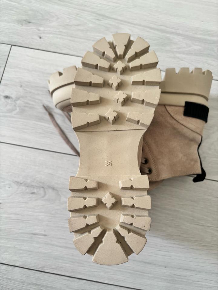 Зимние ботинки