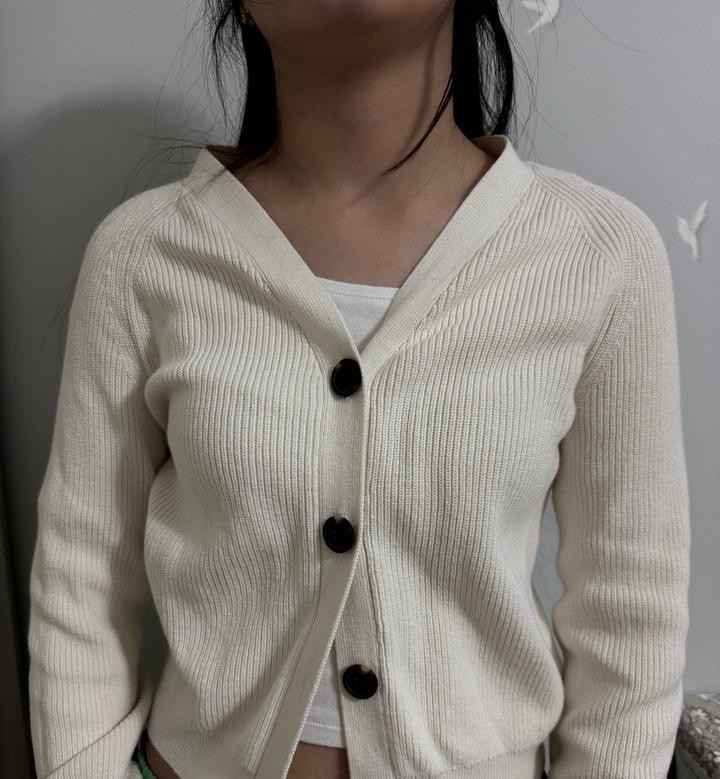 Молочный кардиган