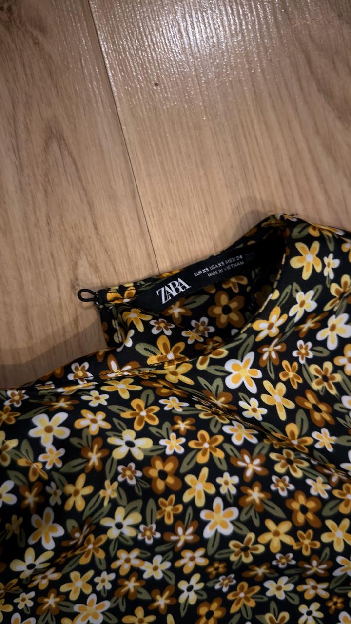 Легкое цветочное платье Zara