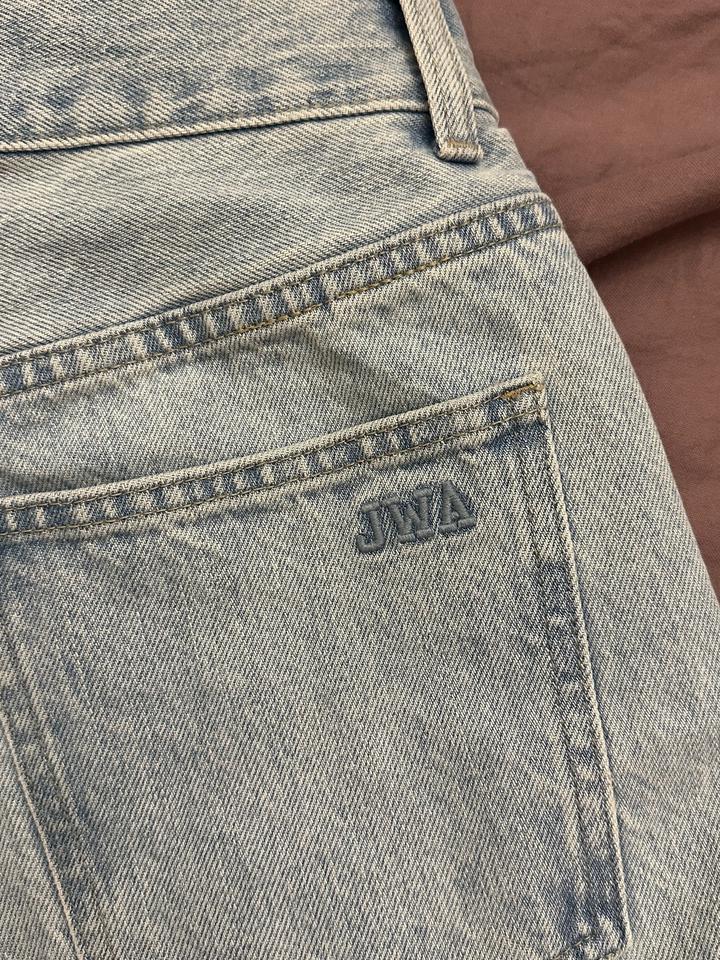 Джинсы uniqlo x jw anderson