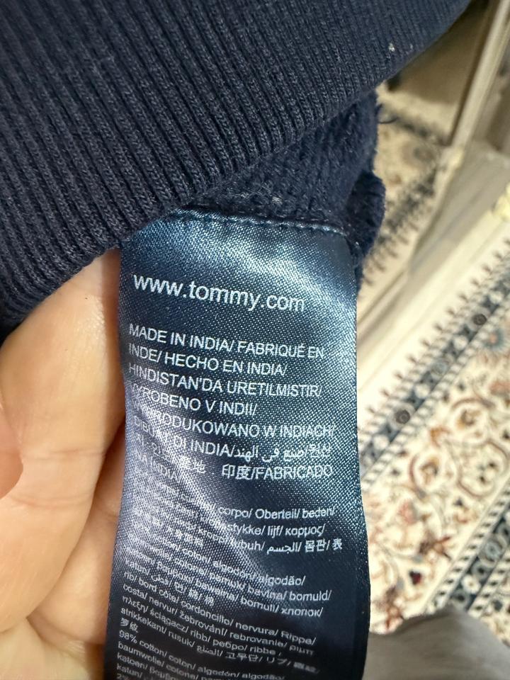 Свитшот от Tommy