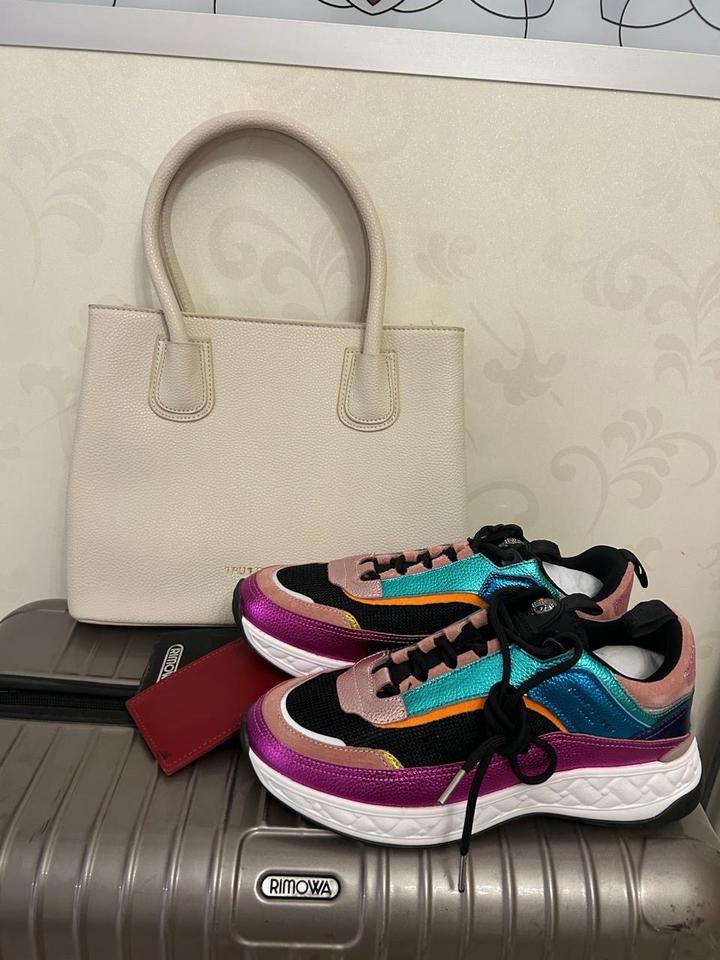 Кроссовки Kurt Geiger