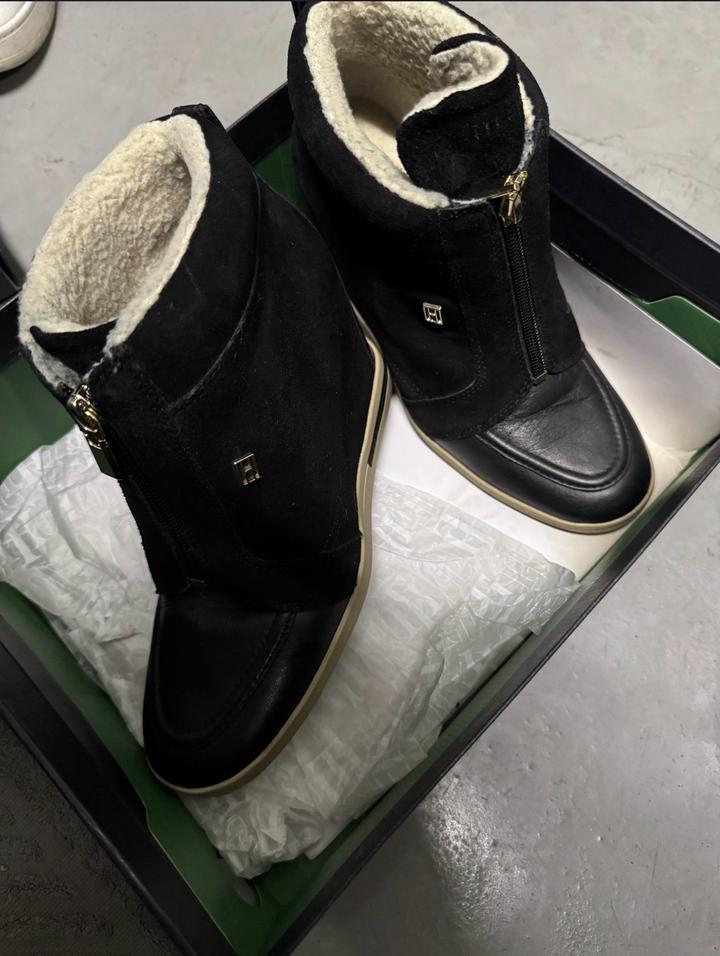 Женские ботинки Tommy Hilfiger