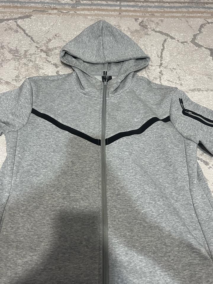 Tech Fleece Full-Zip Hoodie