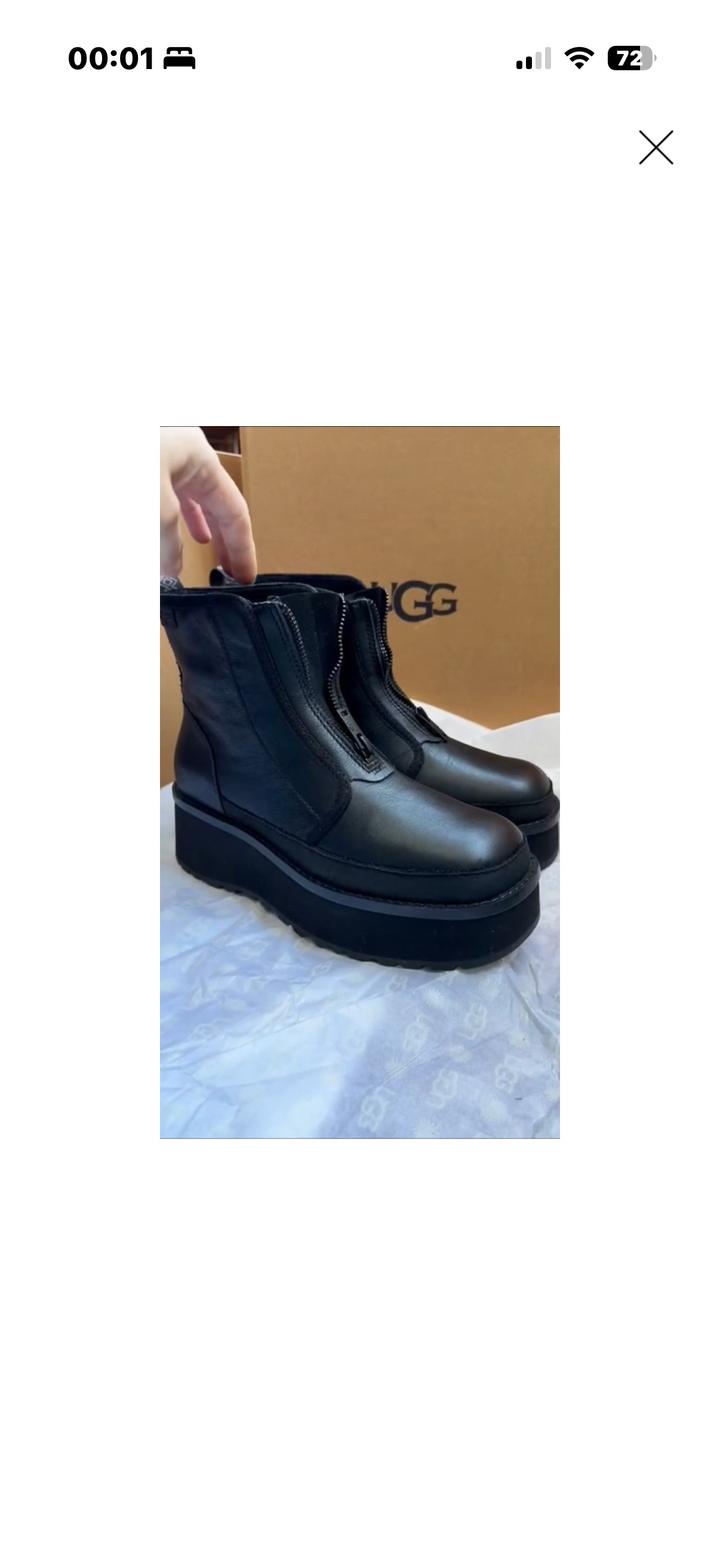 Ботинки UGG