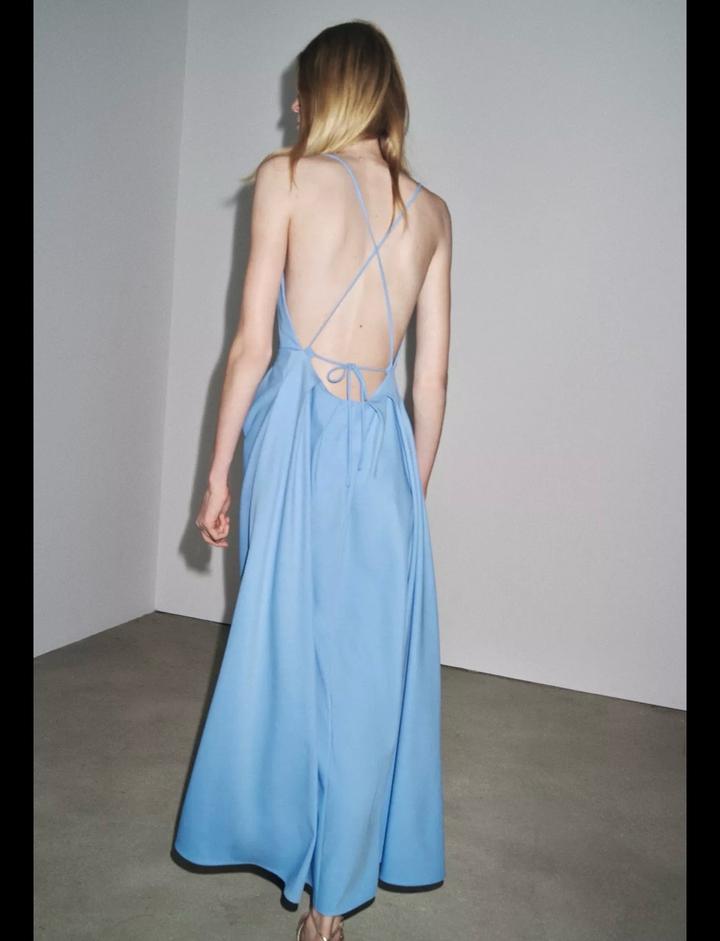 Продам платье Zara. Новое. С открытой спиной.