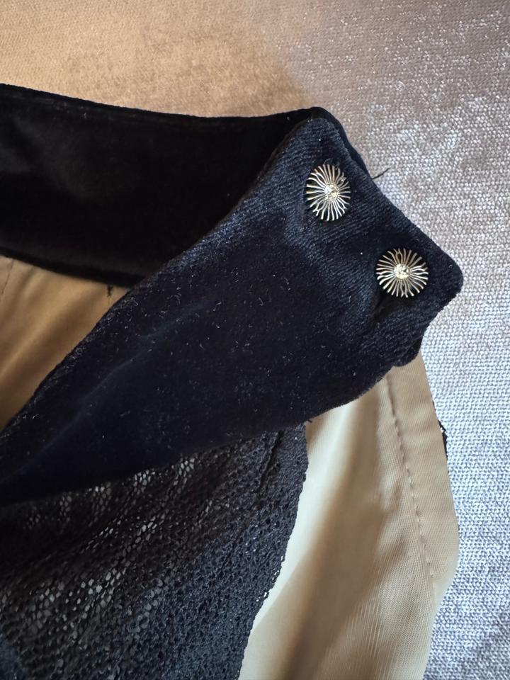 Черное платье