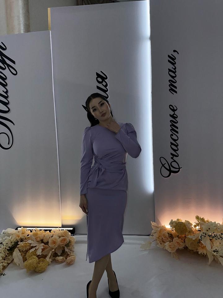 Сиреневое платье