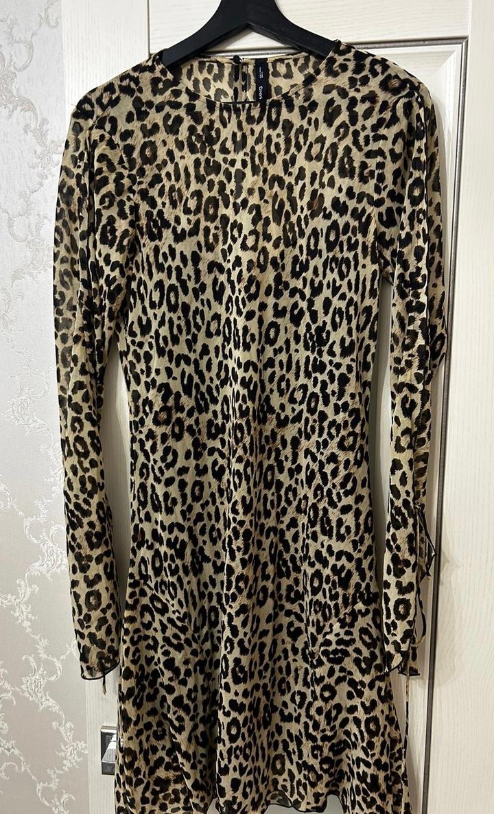 Принтованное платье Mango