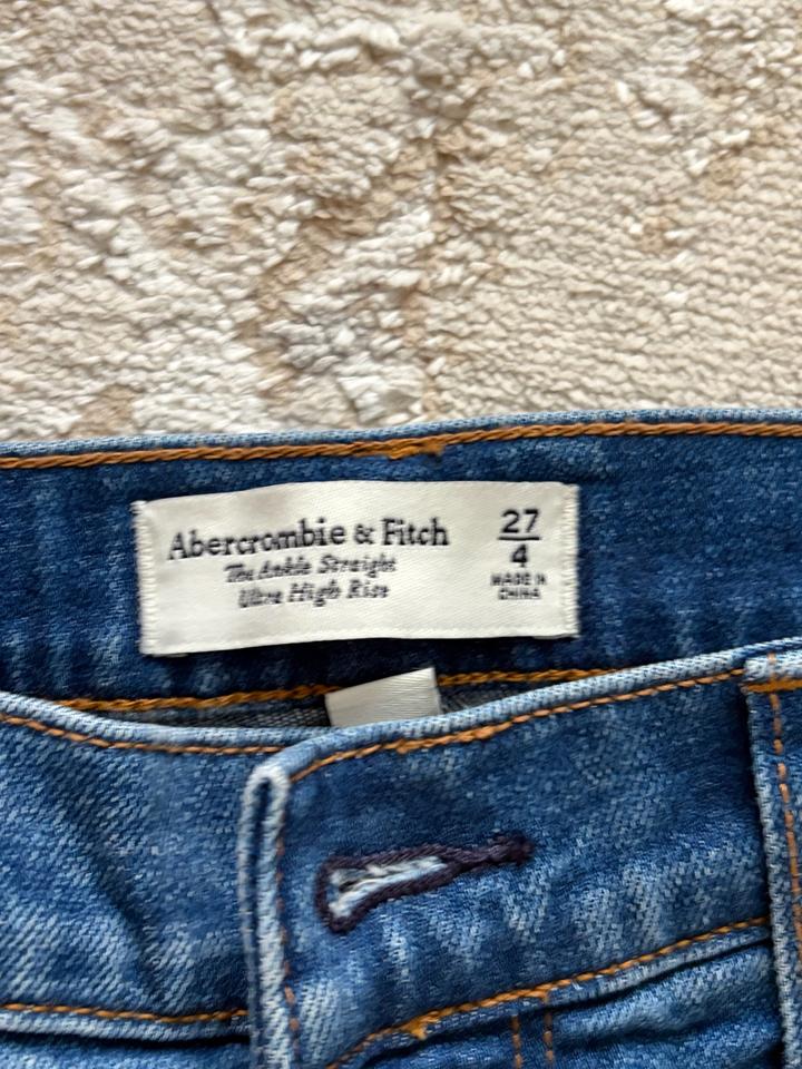 джинсы abercrombie fitch
