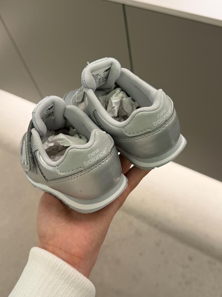 Кроссовки new balance