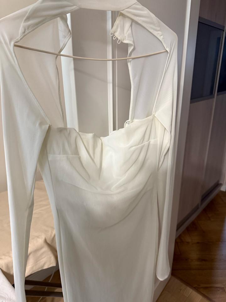 Белое платье от House of cb