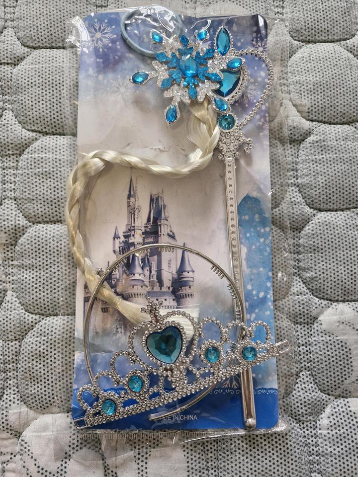 Новогоднее платье Эльзы.