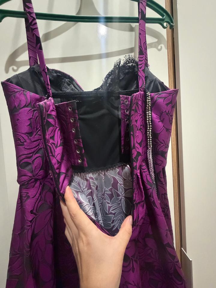 Вечернее платье