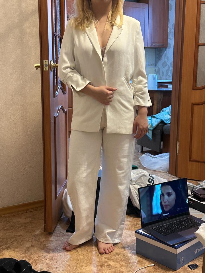 Разные одежды по 1100