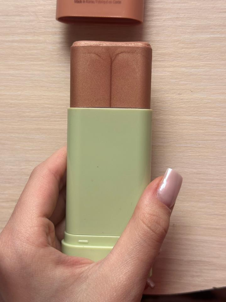 Бронзер в стике pixi