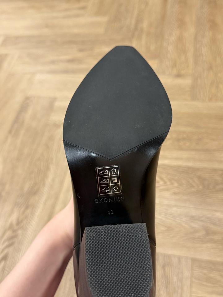 Ботильоны/казачки Econika