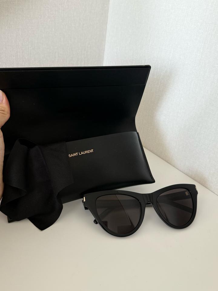 Очки Yves Saint Laurent