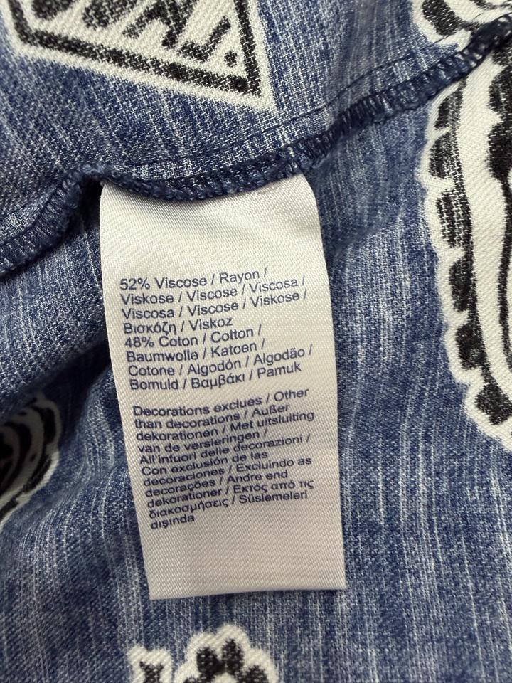 Продам летнее платье от Lacoste