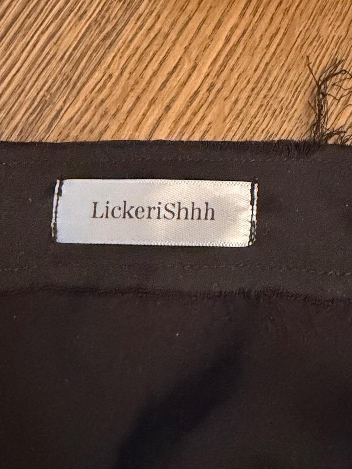 Укороченная атласная рубашка