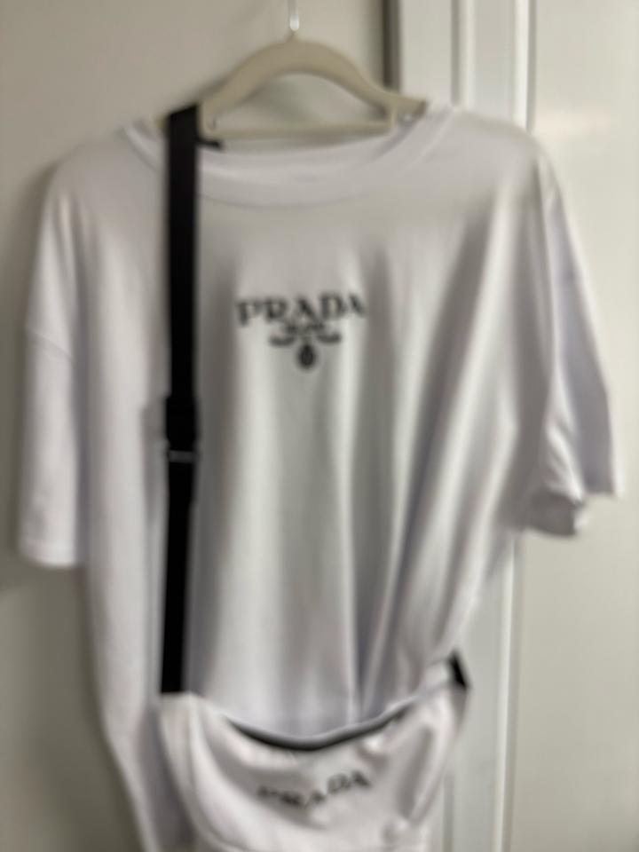 Prada футболка оверсайз